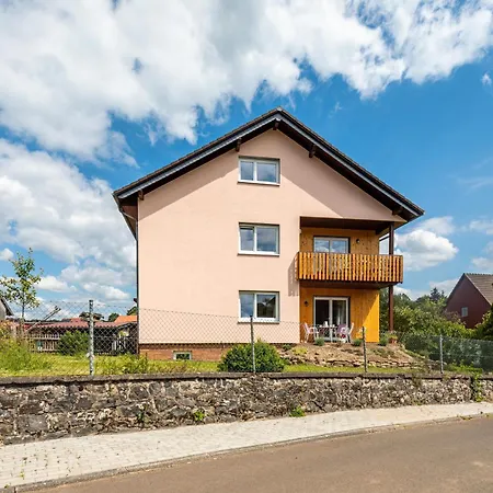 Grashuepfer Bis 4 Pers Freiensteinau