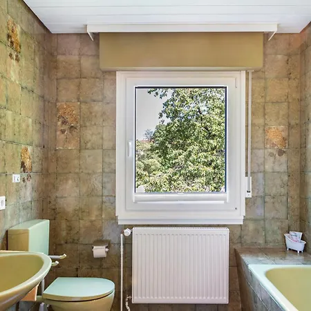 Grashuepfer Bis 4 Pers * Freiensteinau