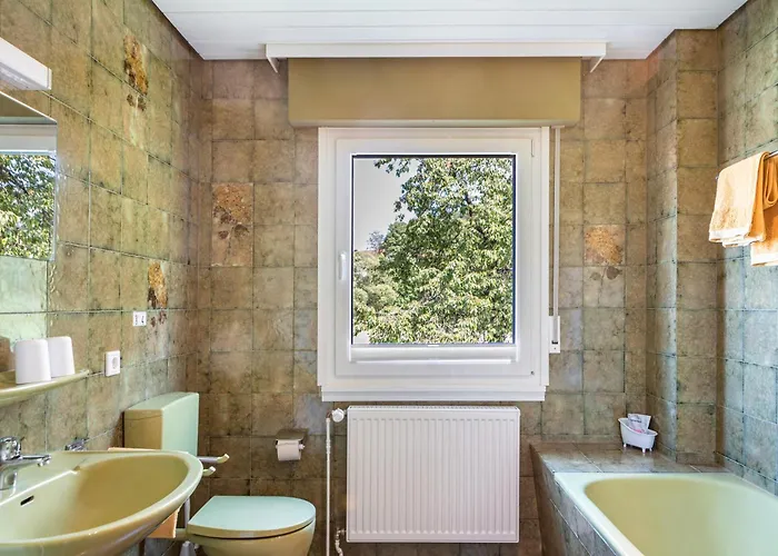 Grashuepfer Bis 4 Pers * Freiensteinau